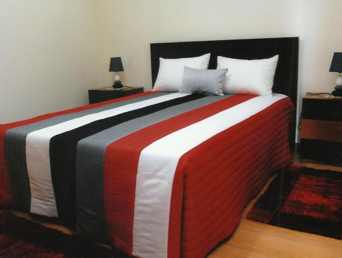 Casa Quelhas Holiday home *